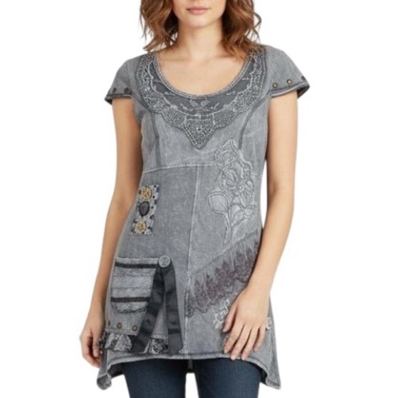 Feminine Gray Lace Embroidered Short Sleeve Scoop Neckline Tunic Top Small - Picture 1 of 14
